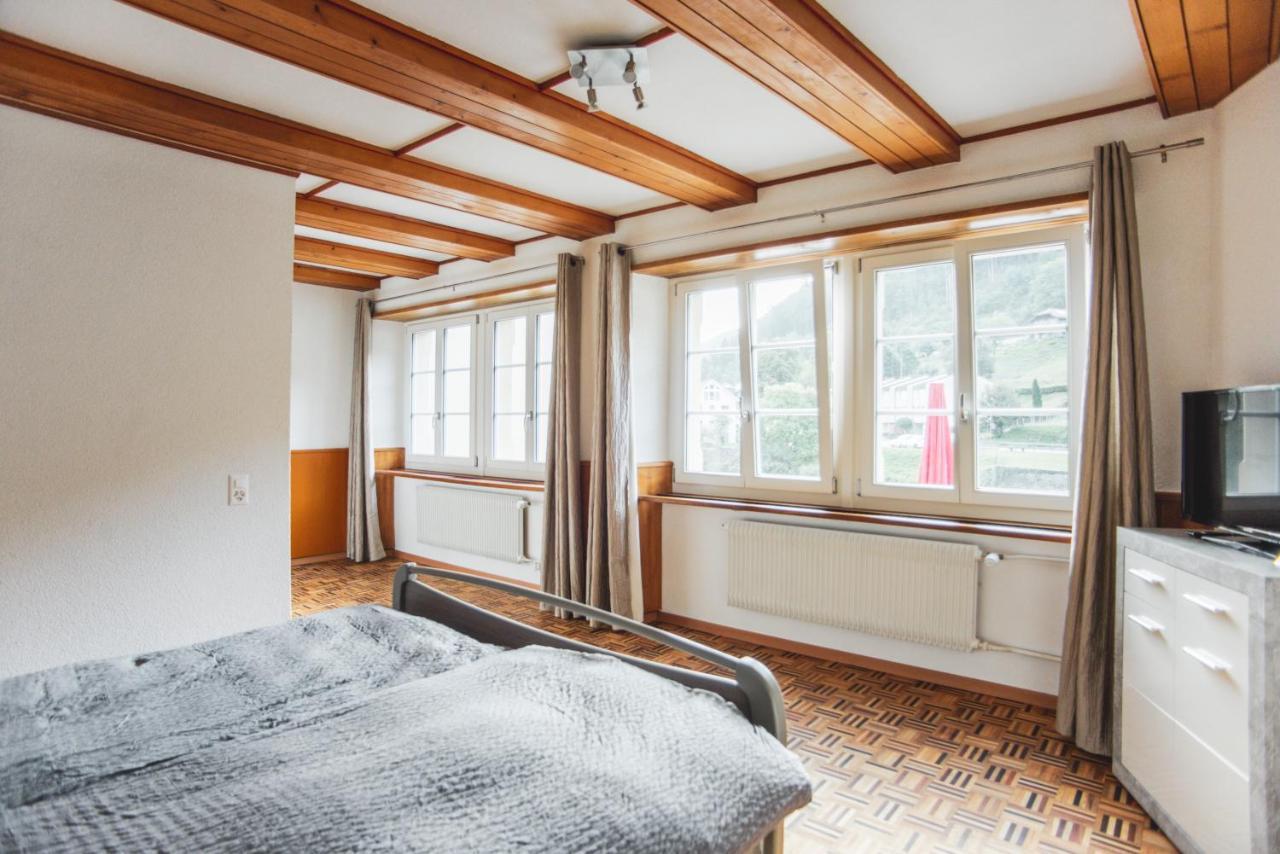 Hotel Demi-Lune Saint-Ursanne Bagian luar foto